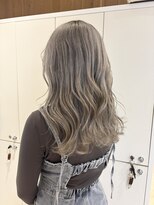 ポート 蕨(PORT)&nbsp;透明感◎シルバーグレージュ【高岩美季】