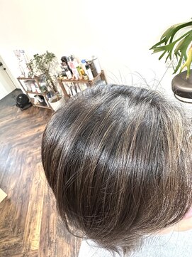 白髪ぼかしハイライトグレーカラー