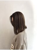 ハイライト/ダークアッシュ似合わせカットミディアムレイヤーe3
