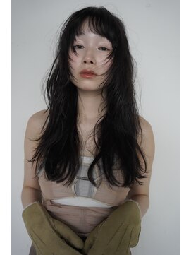 ゾーイダイミョウ(ZOEY daimyo) 福岡／透明感ブラック