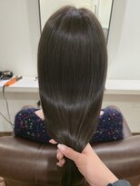 インビテーション(invitation)&nbsp;オリーブグレージュ