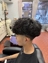 デザミ(Des Amis) スペインカール×テーパーフェード