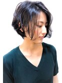 【morio池袋】今年流行大人かわいい前下がり黒髪ショート