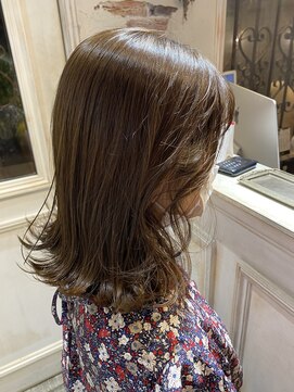 アンベリール(Embellir) olive beige