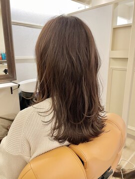 トゥーリ 筑紫野店(tuuli) tuuli 筑紫野☆前上がりロング☆mika