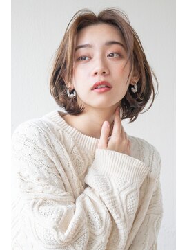 アフロート ギンザ(AFLOAT GINZA) 【白川】20代30代40代ミディアムボブパールベージュ23.1.28