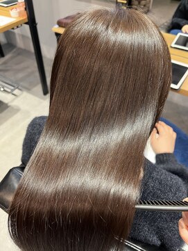 ライフ(LIFE) 髪質改善ヘアエステ/縮毛矯正/ストレート/イメチェン/フェミニン