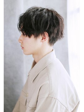 トランクイルグラフ(TRAN9UIL graph) 20代30代40代　大人・黒髪×ツイストパーマ【草津】