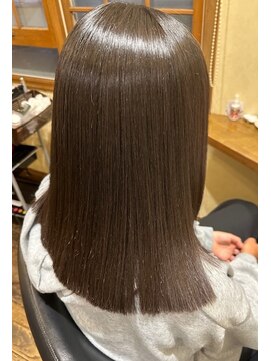 ボブビッシュ 東温店 縮毛矯正クセストパー/髪質改善/白髪ぼかし