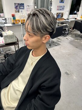キング 枚方店(K!ng) 【枚方、高槻、梅田】ホワイトハイライト