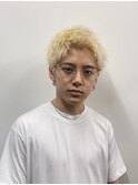 金髪ハイトーンショートベリーショートスパイキーショート