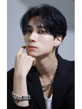 リップス 表参道店(LIPPS) ブルーブラックセンターパート