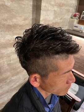 バーバー ダンディゴ(BARBER DANDYGO) ナチュラルホットパーマ
