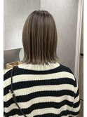 【下田】ミディアムボブ細めハイライト　くすみベージュ