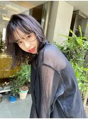 伸ばしかけも可愛くミディアムレイヤーボブ