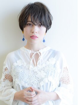 ヘアーサロンデフォーエバールークス(hairsalon de Forever Lux)の写真/ショートはバランスが命！骨格や髪質を見極めて、あなたに似合うスタイルを提案してくれるのサロン◎