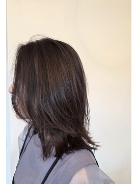 ヘアーアトリエルキナ(hair atelier LUCINA) ミディアムレイヤー