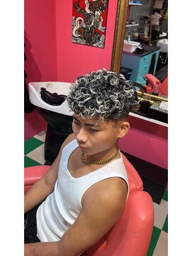 ラフテル ロマン(RAFTEL Roman) スペインカール