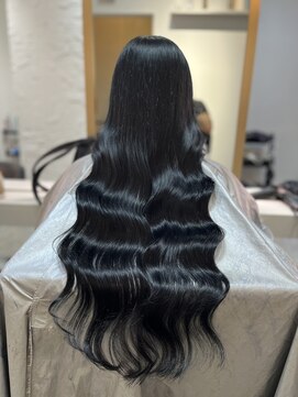 ブレンド 渋谷(BLend) 縮毛矯正.レイヤーカット.ブルーブラック.髪質改善. 黒髪