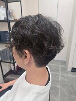 バセット バイ アルター 鎌取店(basset by aL-ter)&nbsp;MEN’S/リバースセンターパート/ニュアンスパーマ/鎌取