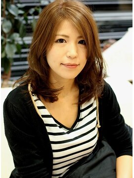 プレッティ フォー ヘア(PRETTY FOR HAIR) グレージュ×リラックスカール