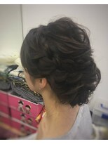 ヘアアンドケア エジェリラボ(hair&care egerie lab)&nbsp;【egerie lab.】ロープ編みの無造作アップヘア