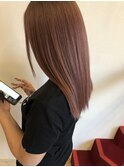 ピンクベージュ