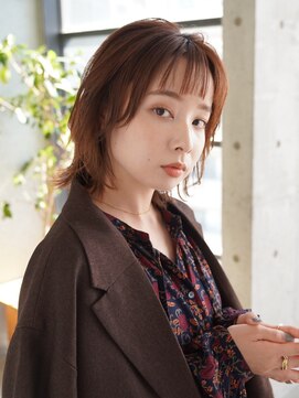 シェール(cher) オン眉レイヤーボブ/オレンジブラウン