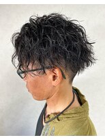 エイル リュクス(Aujua Eir LUXE)&nbsp;【メンズ】【ツイストスパイラル】【波巻きパーマ】