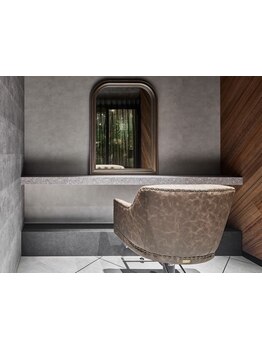 【完全個室】落ち着きのあるあなただけの空間で、日々の疲れを癒してホッとひと息つけるお時間に―。