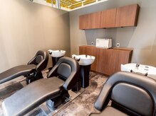 ケアリー プレナ海浜幕張(Carelly)の雰囲気(海浜幕張/髪質改善/イルミナカラー/インナーカラー/ハイライト)