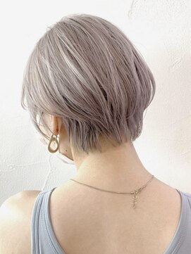 キュウヨンロク 高円寺(946) 【高円寺】透明感ミルクティーの大人ショートボブ。