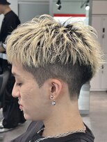 オーシャントーキョー 神戸(OCEAN TOKYO KOBE)&nbsp;抜きっぱなしブロンド刈り上げスパイキーショート