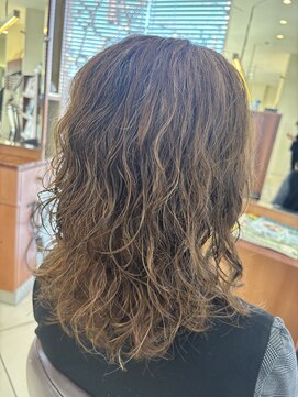 サロン ド ジュン 伊勢崎店 柔らかいユルフワパーマ