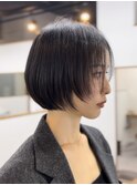 20代30代髪型ボブ切りっぱなしミニボブ