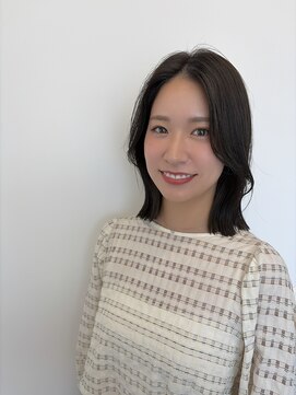 ルージュシー(RU10C) 抜け感グレージュ×レイヤーボブ