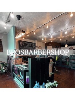 BROSBARBERSHOP【ブロスバーバーショップ】の写真/常滑市初のBARBERSHOPで心地よい時間を。子供から大人まで大歓迎の空間