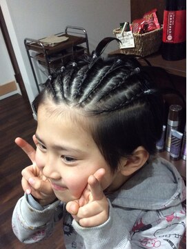 ココエ ヘアアンドリラックス(cocoe Hair&Relax) キッズコーンロウ