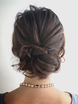 エヌドット 高井田(n.) ルーズシニヨン×パーティーヘアセット