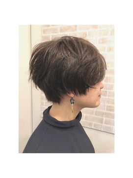 ビーダッシュアヴェダ(B dash AVEDA) ショートボブ