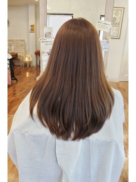 アンプレヴーアジュテ(Impre'vu ajoute) 王道ナチュラルロング