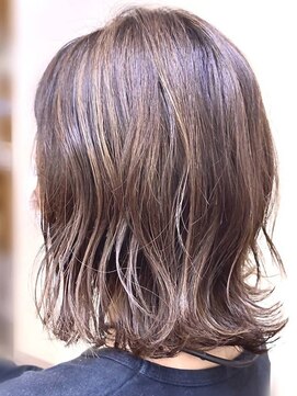 カルフール 草加本店(Carrefour) 動きあるショコラベージュ【カルフール草加】