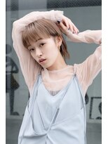 タリーゼ(TALISE) ホワイトミルクティー/刈り上げボブ/ミニボブ/ホワイトブリーチ