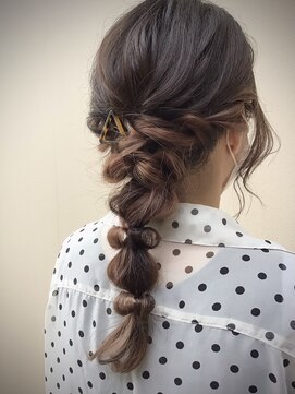 ルッソ(LUSSO) 編み下ろしアレンジ