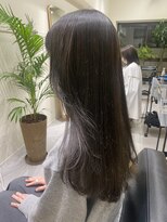 フイ(HUI)&nbsp;艶感前髪ワンカールサイドバングくびれ丸みヘア美髪大人美人