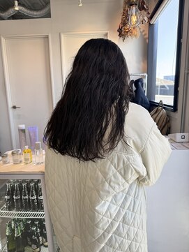 ロカ 表参道(loka) ウェーブヘア/ニュアンスパーマ[表参道/ブリーチ/ハイライト]Mai