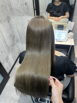 ピリオド 赤坂(Period.) オリーブベージュ×髪質改善