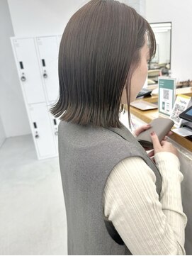 サンド 大阪梅田(sand) フルバング/イメチェン/似合わせカット[大阪梅田駅]