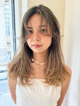 海外風のナチュラルヘルシーな雰囲気のデザインカット＆カラーも人気です◎【レイヤーカット/ハイライト】
