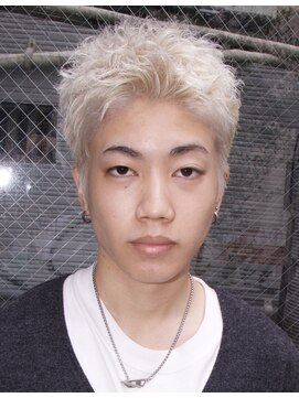 ヘアカロン 熊本本店(Hair CALON) メンズブリーチホワイトカラー熊本下通